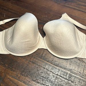 Natori bra - nude, molded cup, 3 hook closure, 38H